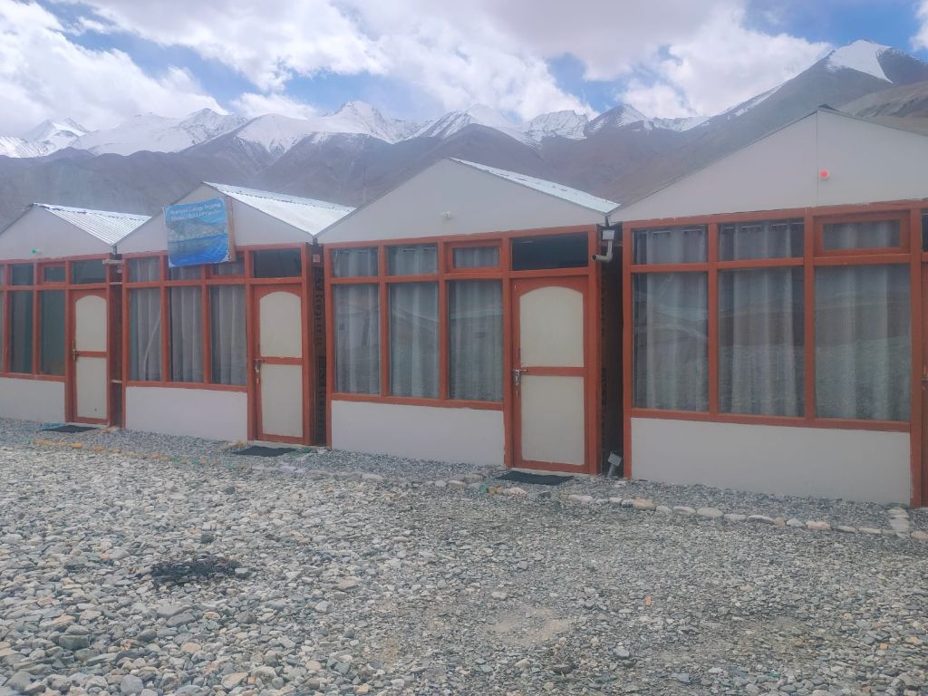 Cottage exterior view